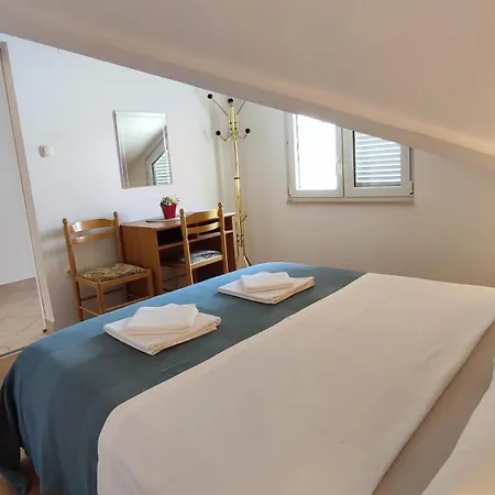 Hilda * Цриквеница