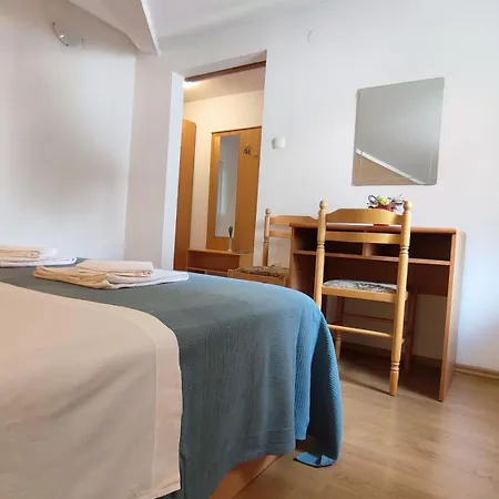 Hilda * Цриквеница